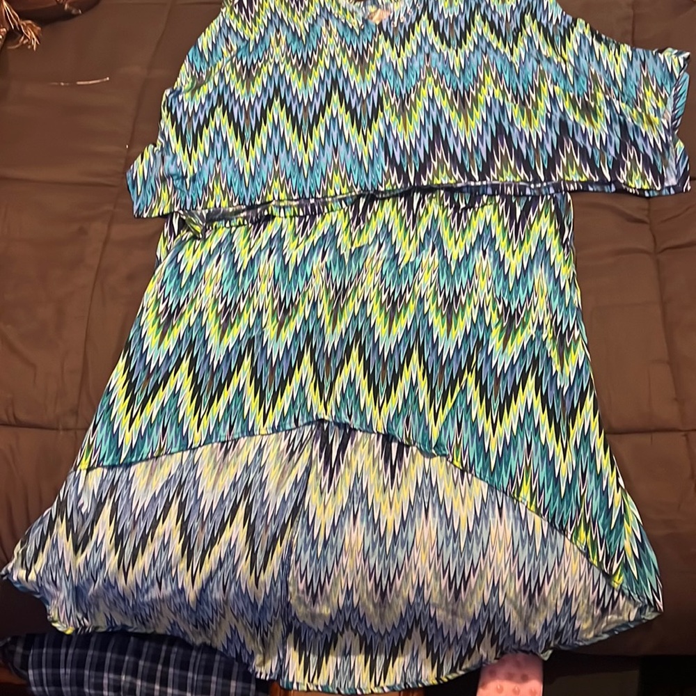 Nice 2 pc tank & skirt multi colors
